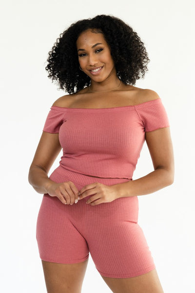 219 Ribbed Off shoulder and Shorts Set